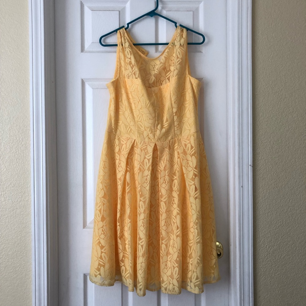 Sweet summer dress.